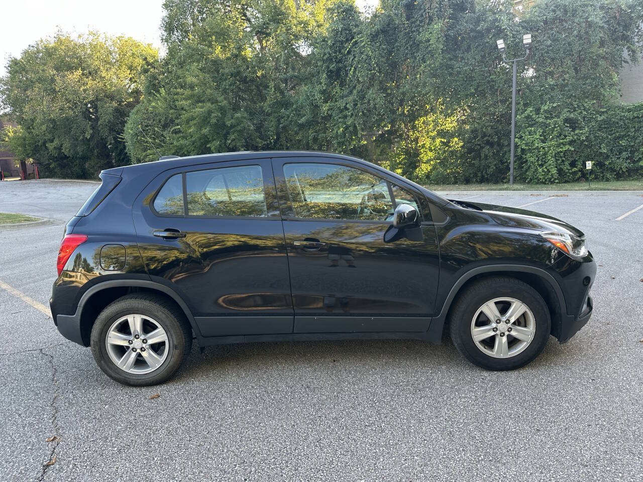 Used 2019 Chevrolet Trax LS FWD image 5