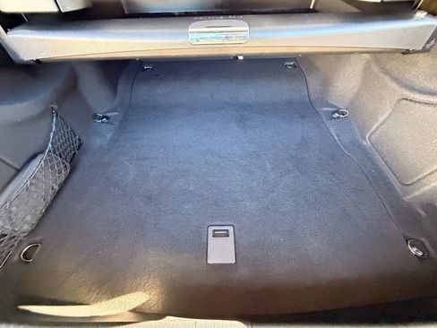 Used 2015 Mercedes-Benz E 350 4MATIC Sedan image 20