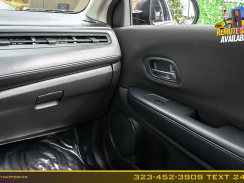 Used 2016 Honda HR-V LX image 21