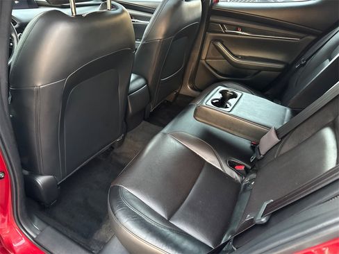Used 2022 MAZDA MAZDA3 s image 18