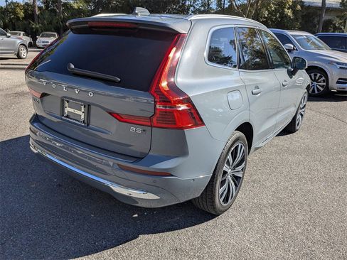 Certified 2023 Volvo XC60 B5 Plus w/ Climate Package image 4