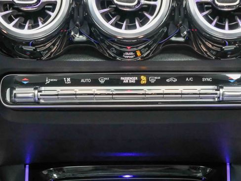 Certified 2026 Mercedes-Benz GLB 250 image 18