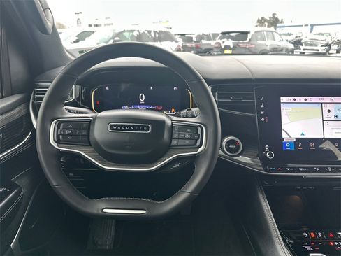 Used 2022 Jeep Wagoneer Series II w/ Premium Group I image 47