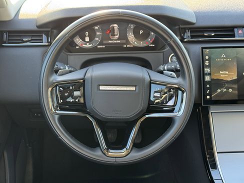 Used 2024 Land Rover Range Rover Velar S image 15