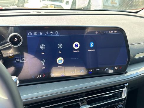 New 2026 Chevrolet Traverse LT w/ Sun and Wheel Package image 28