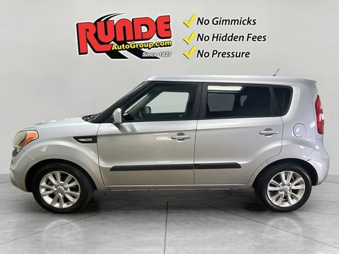 Used 2013 Kia Soul Soul Fwd image 2