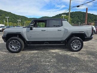 New 2025 GMC Hummer EV 3X video 2