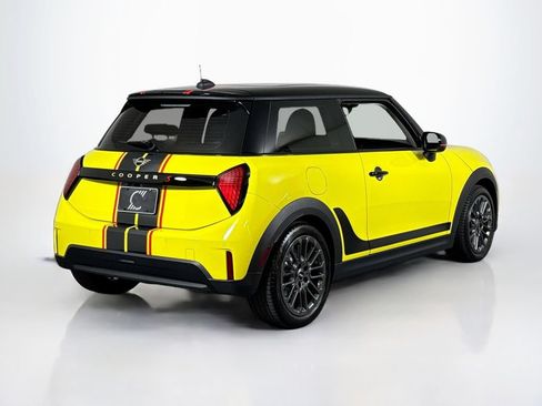 Used 2025 MINI Cooper S FWD image 5