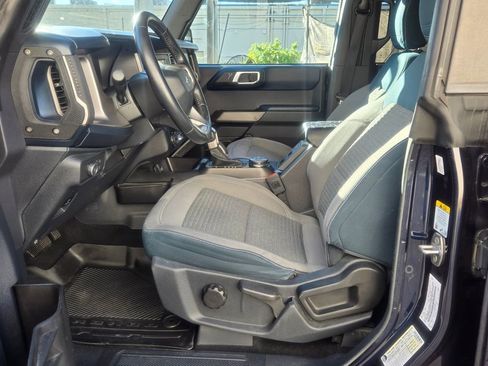 Used 2021 Ford Bronco Outer Banks image 13