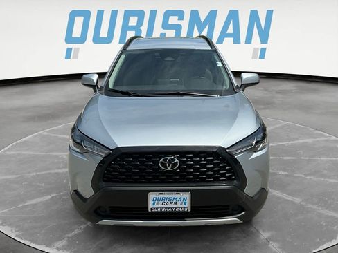 Certified 2024 Toyota Corolla Cross LE AWD/4WD image 10