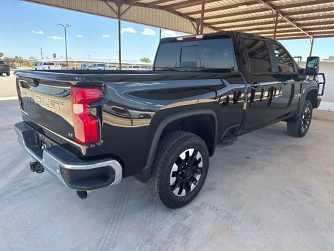 Used 2020 Chevrolet Silverado 3500 LT w/ Texas Edition AWD/4WD image 8