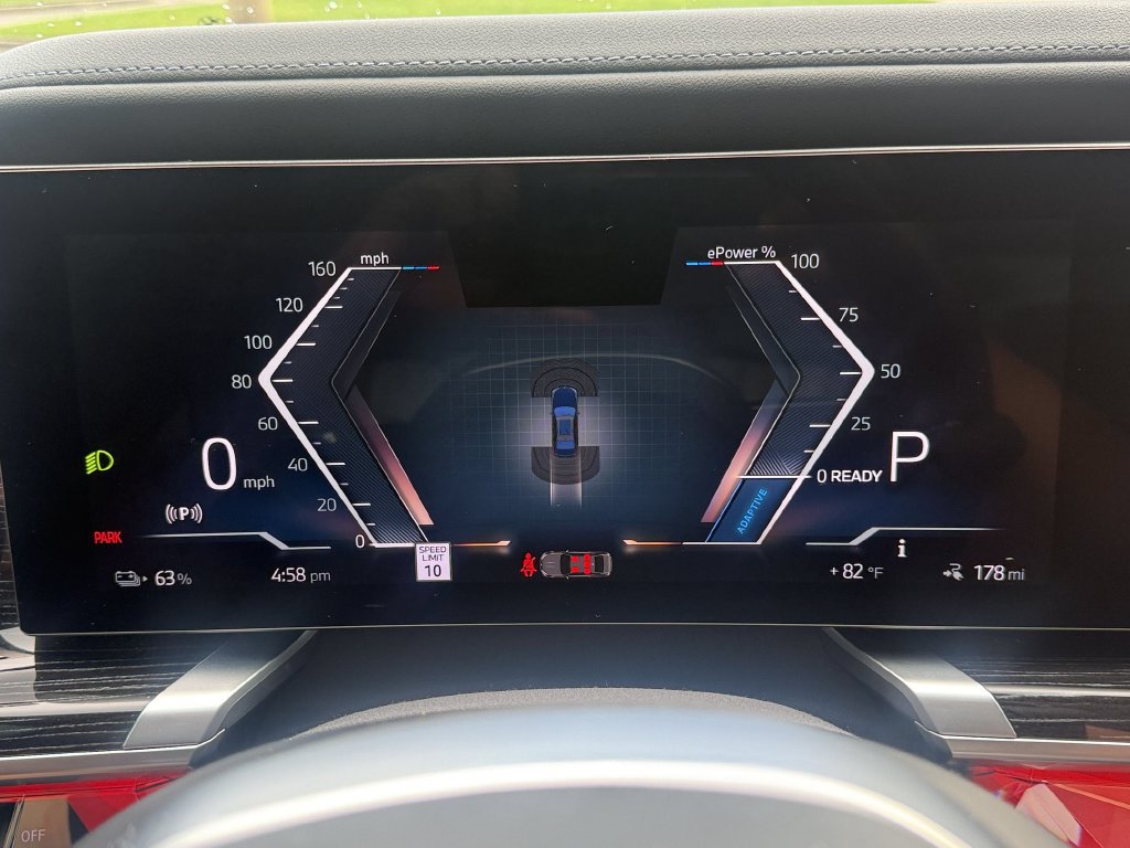 Used 2025 BMW i7 eDrive50 w/ M Sport Package RWD image 29