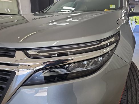 Used 2024 Chevrolet Equinox LT FWD image 37