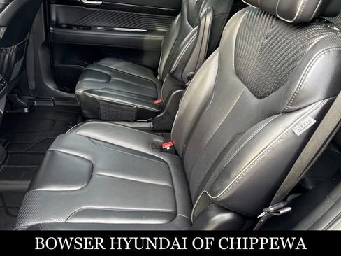 Used 2023 Hyundai Palisade Calligraphy image 10