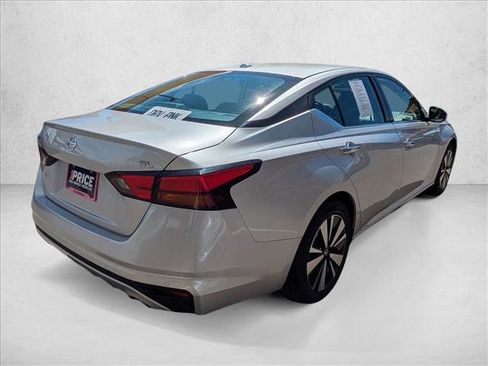 Used 2019 Nissan Altima 2.5 SL FWD image 5
