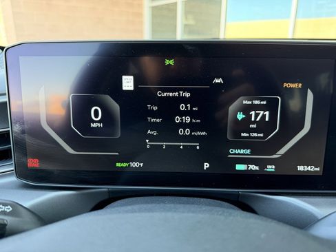 Used 2024 Kia EV9 Light RWD image 17