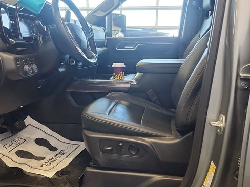 Used 2025 Chevrolet Silverado 2500 LTZ w/ Trail Boss Package image 2