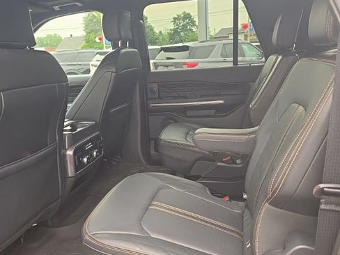 Used 2024 Ford Expedition Max Platinum AWD/4WD image 16