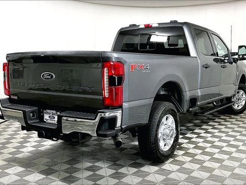 Used 2025 Ford F250 XLT w/ 360-Degree Camera Package image 12