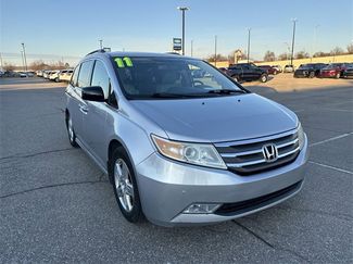 Used 2011 Honda Odyssey Touring video 1