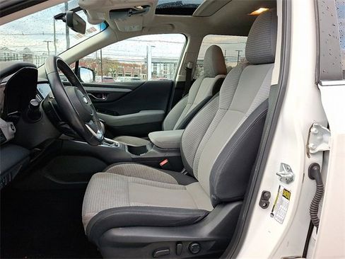 Used 2021 Subaru Outback Premium image 15