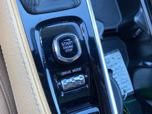 Used 2019 Volvo XC90 T6 Momentum w/ Advanced Package AWD/4WD image 23
