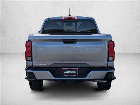 Used 2025 Chevrolet Colorado LT AWD/4WD image 7