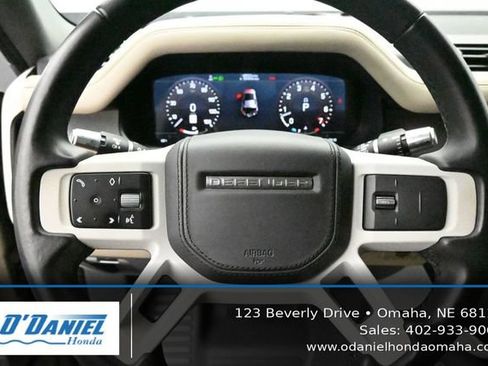 Used 2020 Land Rover Defender 110 HSE AWD/4WD image 29