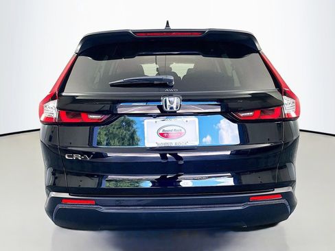 Used 2025 Honda CR-V EX image 6