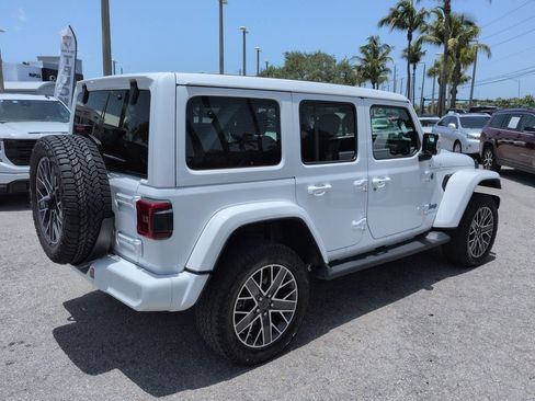 Used 2024 Jeep Wrangler High Altitude AWD/4WD image 5