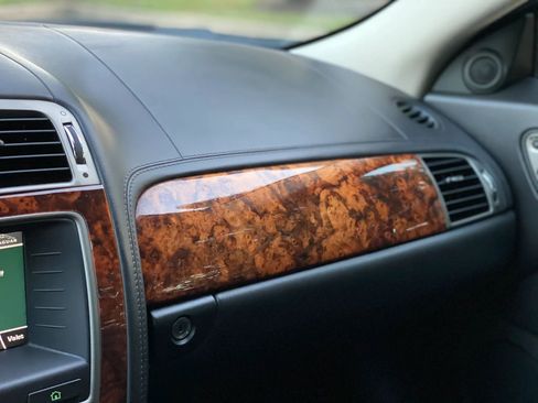 Used 2007 Jaguar XKR Convertible image 30