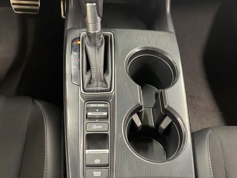 Used 2024 Honda Civic Sport image 11