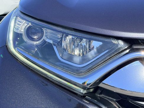 Used 2018 Honda CR-V EX image 9