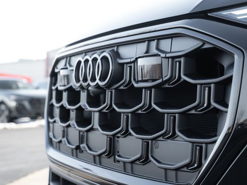 New 2026 Audi SQ8 Prestige image 45