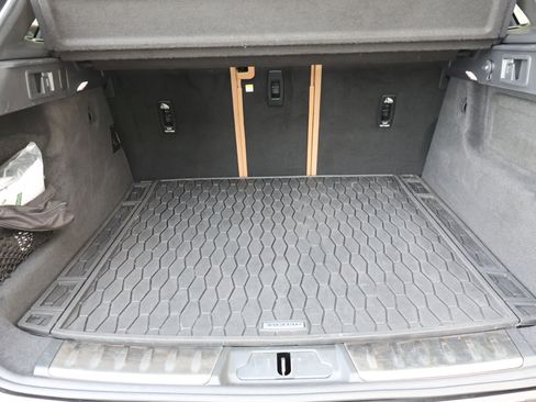 Used 2021 Jaguar F-PACE S image 20