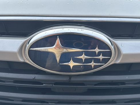 Used 2021 Subaru Outback Premium image 41