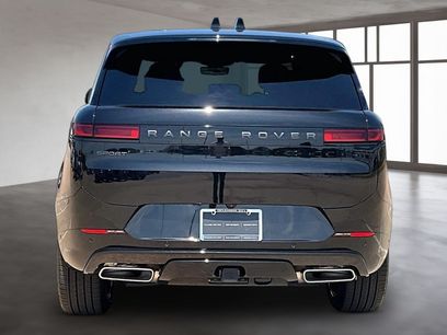 New 2026 Land Rover Range Rover Sport Dynamic SE