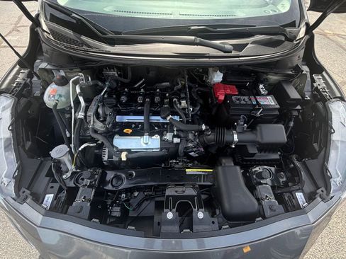 Used 2025 Nissan Versa SV FWD image 32