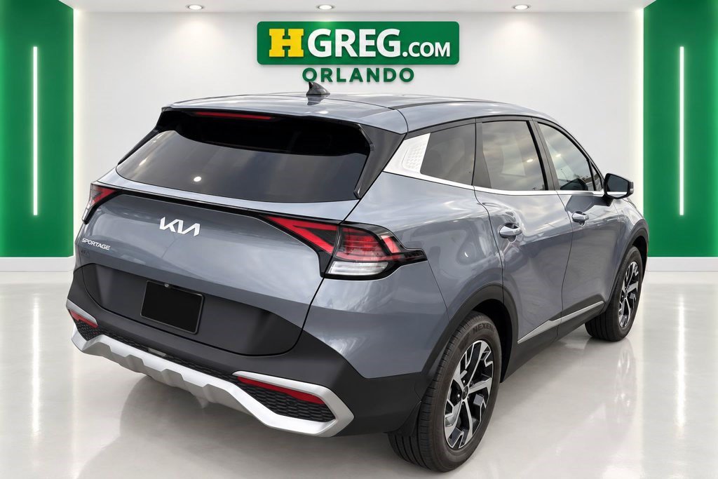 Used 2024 Kia Sportage EX FWD image 7
