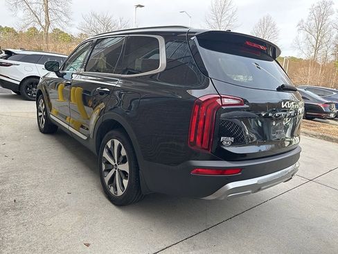 Used 2022 Kia Telluride S image 4