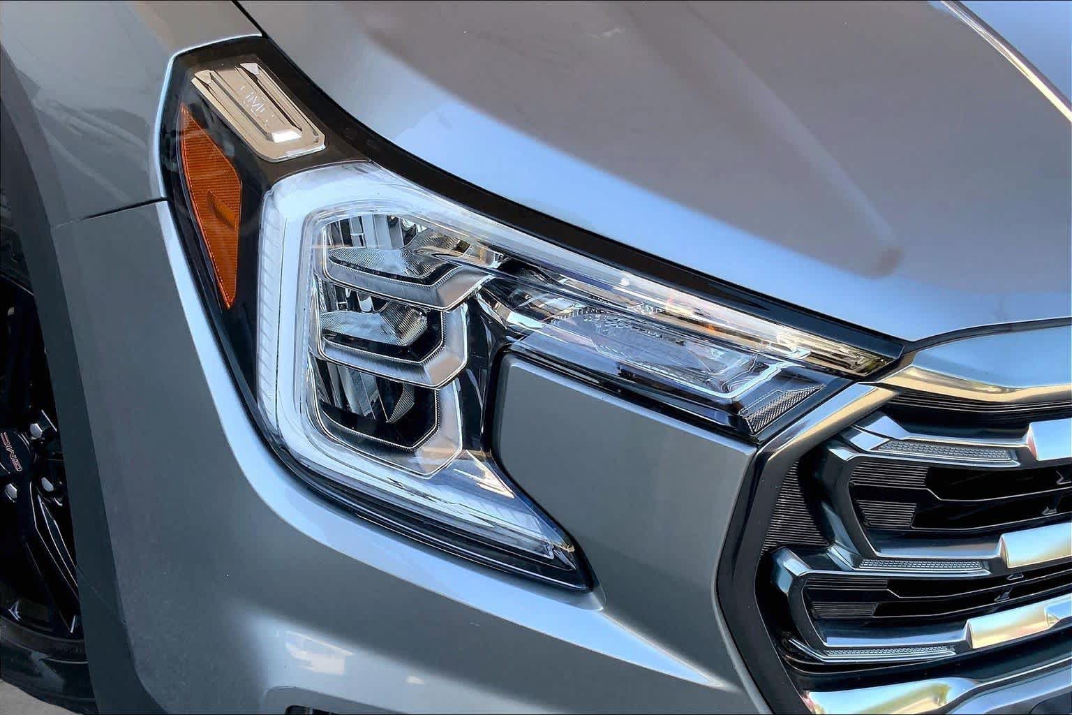 Used 2023 GMC Terrain AT4 AWD/4WD image 27