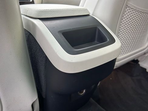 Used 2018 Volvo XC90 T5 Momentum w/ Convenience Package image 20