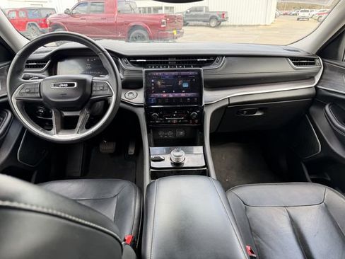 Used 2022 Jeep Grand Cherokee L Limited image 17