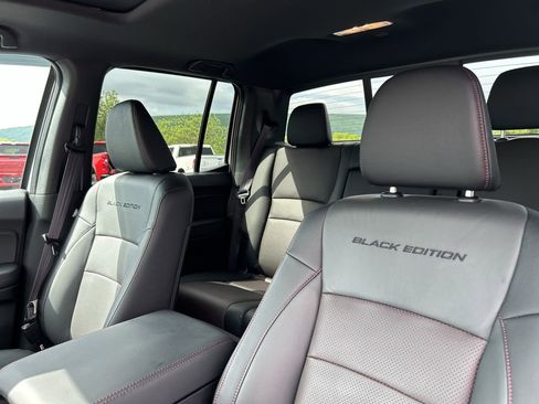 Used 2025 Honda Ridgeline Black Edition image 22