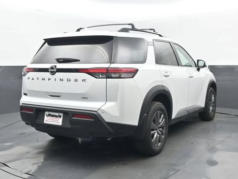 Used 2025 Nissan Pathfinder SV AWD/4WD image 6