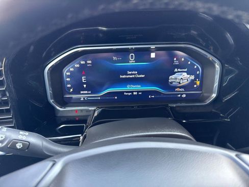 Used 2023 Chevrolet Silverado 1500 LT image 16