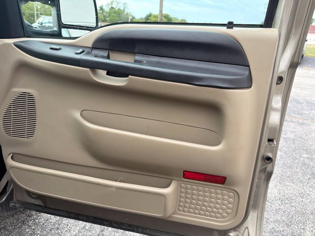 Used 2005 Ford F250 XLT AWD/4WD image 23
