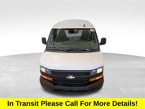 Used 2020 Chevrolet Express 2500 RWD image 2
