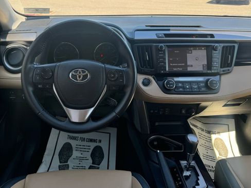Used 2016 Toyota RAV4 Limited image 23