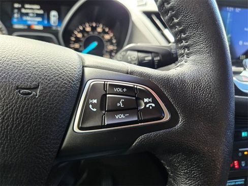 Used 2018 Ford Escape Titanium image 28